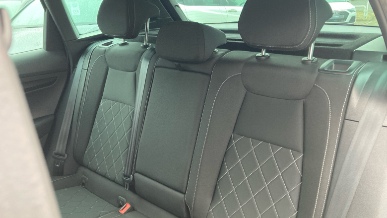 Skoda Karoq 1.5 TSI Sport Line 5dr DSG Petrol Estate